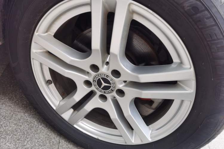 Used Mercedes-Benz GLB 2022 Second Facelift GLB 200 Fashion Edition Right Front Wheel Hub