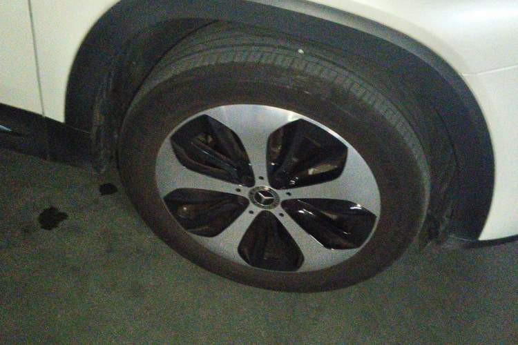 Used Mercedes-Benz GLB 2022 Updated GLB 200 Fashion Edition Right Front Wheel Hub