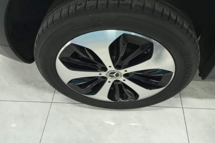Used Mercedes-Benz GLB 2022 GLB 220 Fashion Model Right Rear Wheel Hub