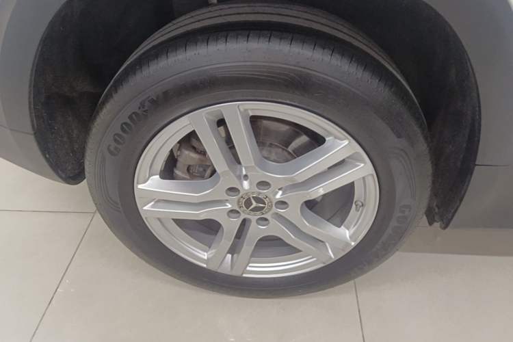 Used Mercedes-Benz GLB 2022 Second Facelift GLB 200 Fashion Edition Right Rear Wheel Hub