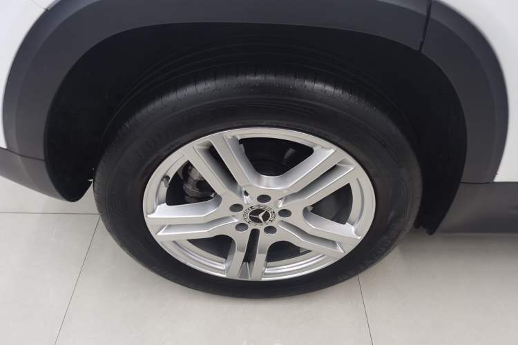 Used Mercedes-Benz GLB 2022 Refresh GLB 200 Dynamic Edition Right Rear Wheel Hub