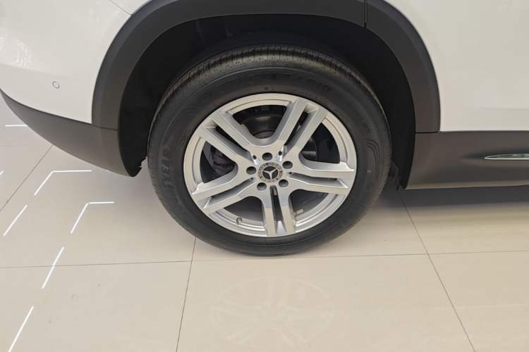 Used Mercedes-Benz GLB 2022 GLB 200 Dynamic Edition Right Rear Wheel Hub