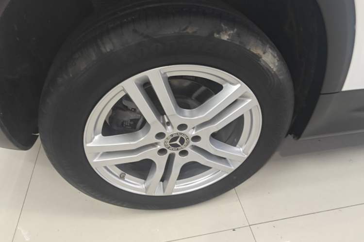 Used Mercedes-Benz GLB 2022 Second Facelift GLB 200 Fashion Edition Right Rear Wheel Hub