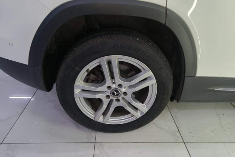 Used Mercedes-Benz GLB 2022 Second Facelift GLB 200 Fashion Edition Right Rear Wheel Hub