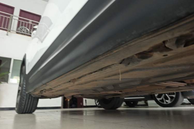 Used Mercedes-Benz GLB 2022 Updated GLB 200 Fashion Edition Right Side Sill