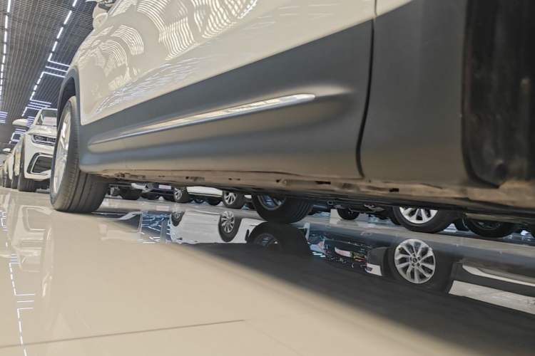 Used Mercedes-Benz GLB 2022 GLB 200 Dynamic Edition Right Side Sill