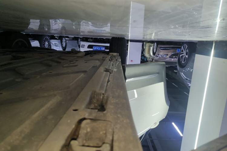 Used Mercedes-Benz GLB 2022 Second Facelift GLB 200 Fashion Edition Right Side Sill