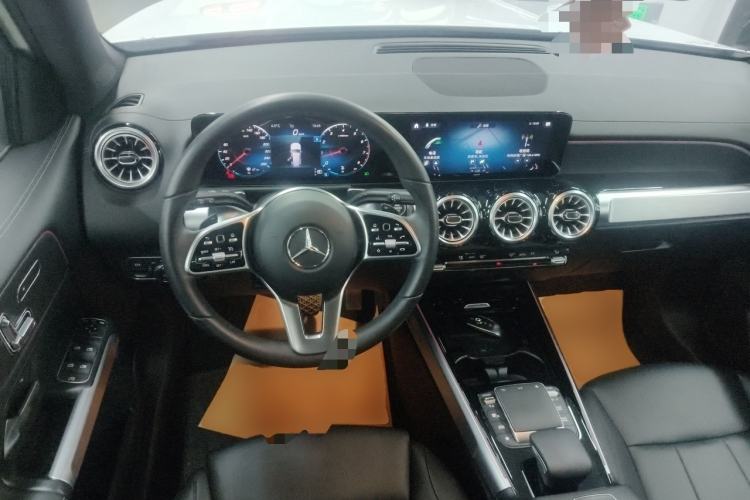 Used Mercedes-Benz GLB 2022 GLB 220 4MATIC Steering Wheel