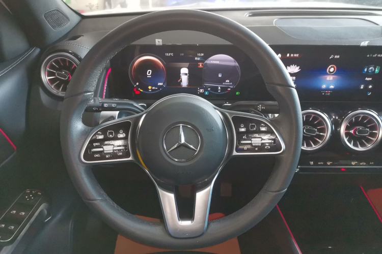 Used Mercedes-Benz GLB 2022 GLB 220 Fashion Model Steering Wheel