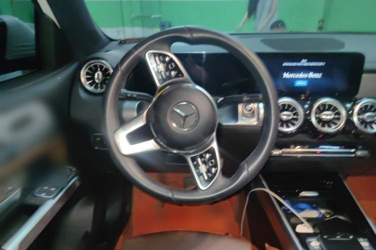 Used Mercedes-Benz GLB 2022 Second Facelift GLB 200 Dynamic Edition Steering Wheel