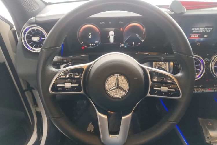 Used Mercedes-Benz GLB 2022 GLB 200 Stylish Edition Steering Wheel