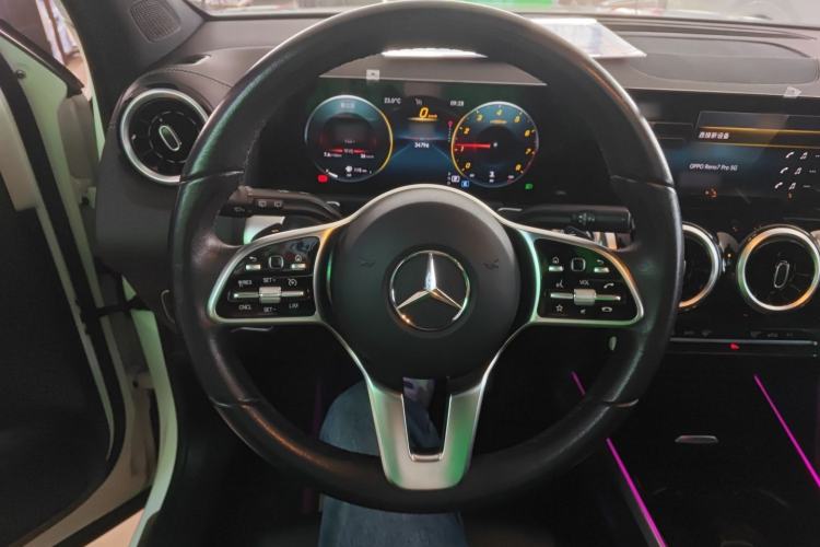 Used Mercedes-Benz GLB 2022 Second Facelift GLB 200 Fashion Edition Steering Wheel