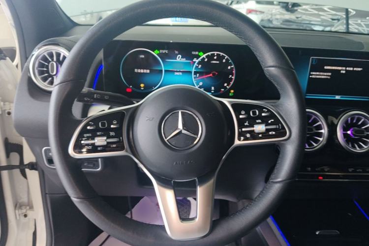 Used Mercedes-Benz GLB 2022 GLB 220 Fashion Model Steering Wheel