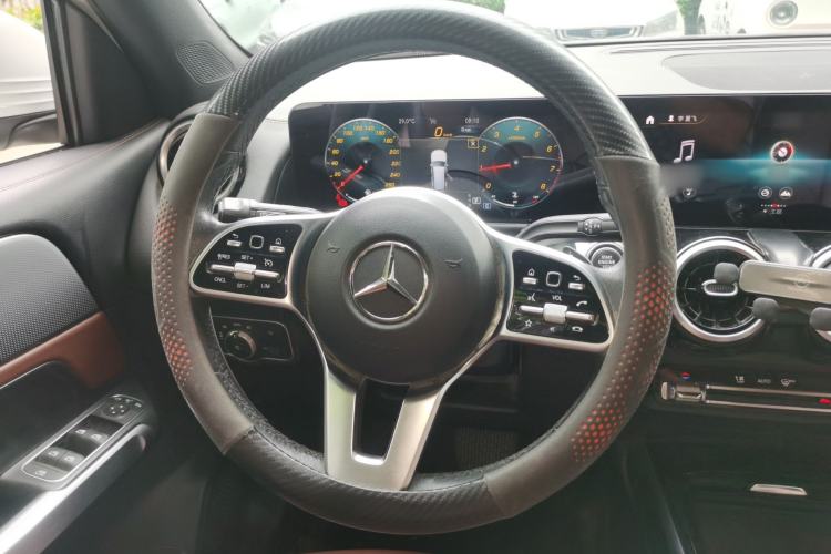 Used Mercedes-Benz GLB 2022 Second Facelift GLB 200 Fashion Edition Steering Wheel