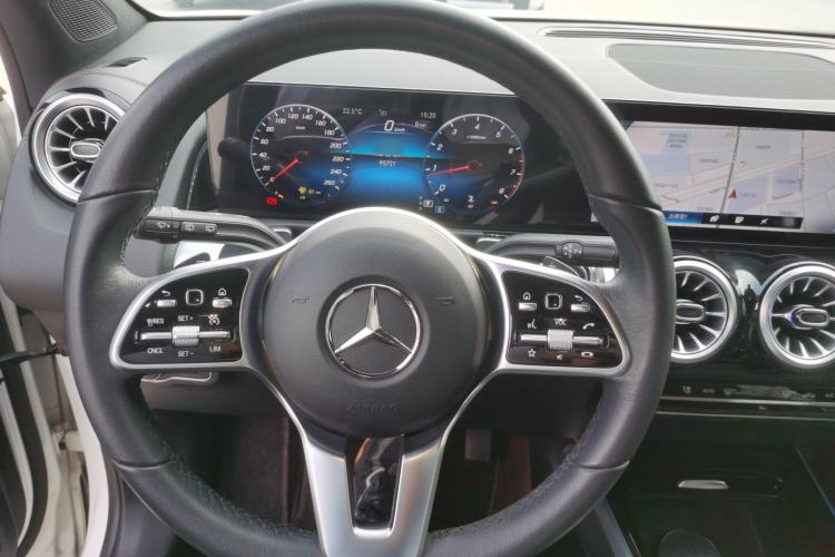 Used Mercedes-Benz GLB 2022 GLB 220 Dynamic Edition Steering Wheel