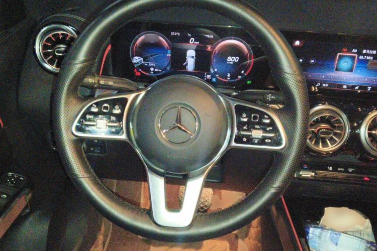 Used Mercedes-Benz GLB 2022 Updated GLB 200 Fashion Edition Steering Wheel