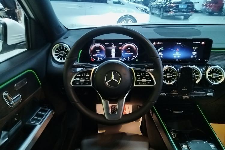 Used Mercedes-Benz GLB 2022 GLB 220 Dynamic Edition Steering Wheel