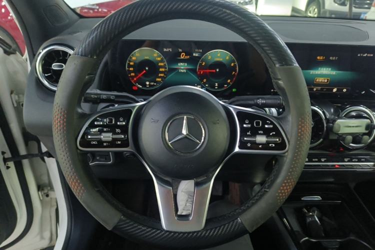 Used Mercedes-Benz GLB 2022 Second Facelift GLB 200 Fashion Edition Steering Wheel