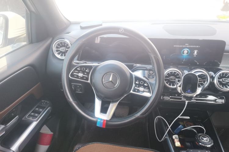 Used Mercedes-Benz GLB 2022 GLB 220 Dynamic Edition Steering Wheel