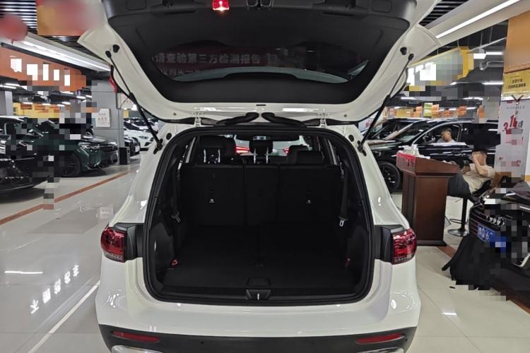 Used Mercedes-Benz GLB 2022 Second Facelift GLB 200 Fashion Edition Trunk