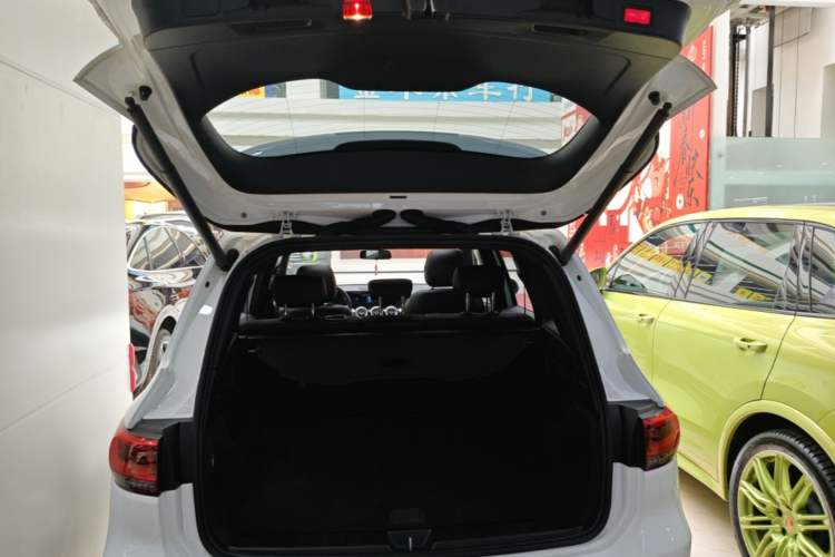 Used Mercedes-Benz GLB 2022 GLB 220 Dynamic Edition Trunk