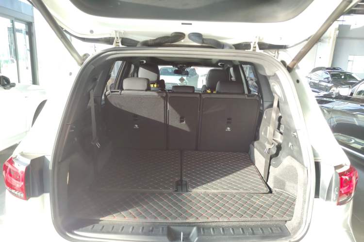 Used Mercedes-Benz GLB 2022 GLB 220 Fashion Model Trunk