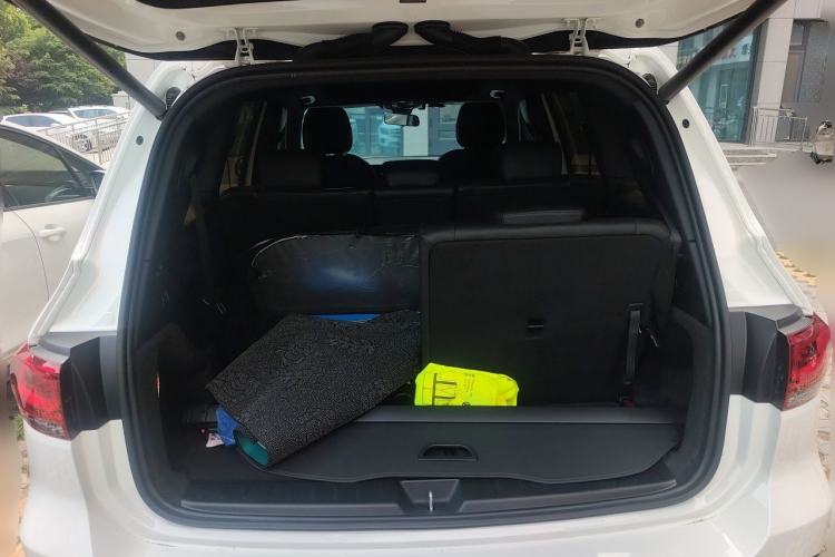 Used Mercedes-Benz GLB 2022 GLB 220 Fashion Model Trunk
