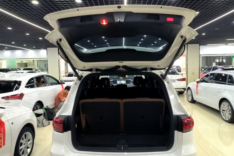 Used Mercedes-Benz GLB 2022 GLB 220 Fashion Model Trunk