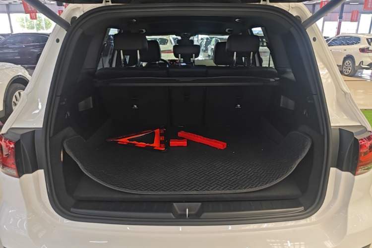 Used Mercedes-Benz GLB 2022 GLB 200 Dynamic Edition Trunk