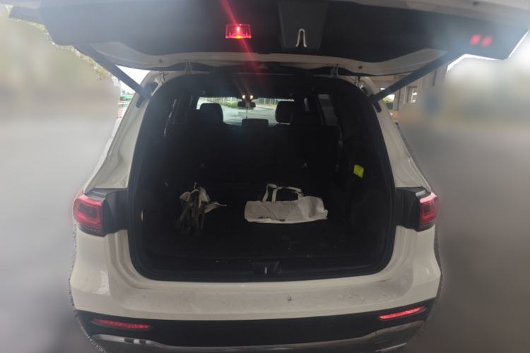 Used Mercedes-Benz GLB 2022 Second Facelift GLB 200 Fashion Edition Trunk