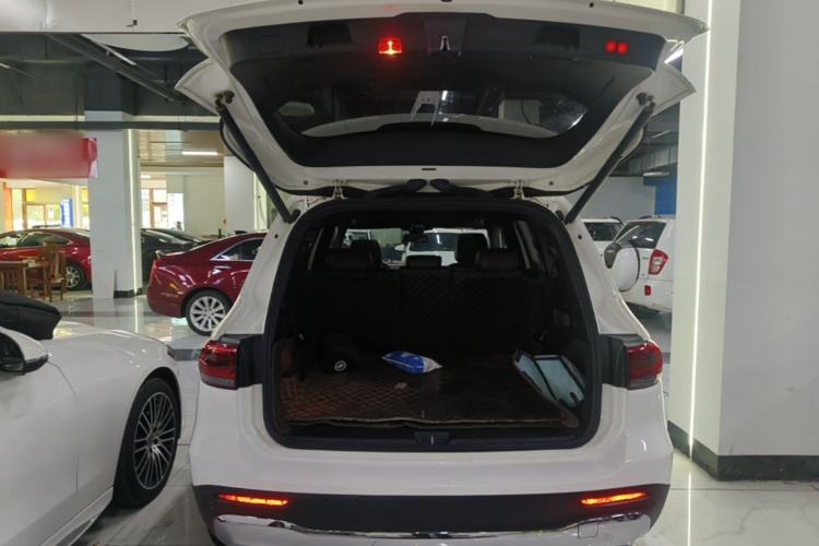 Used Mercedes-Benz GLB 2022 Second Facelift GLB 200 Fashion Edition Trunk