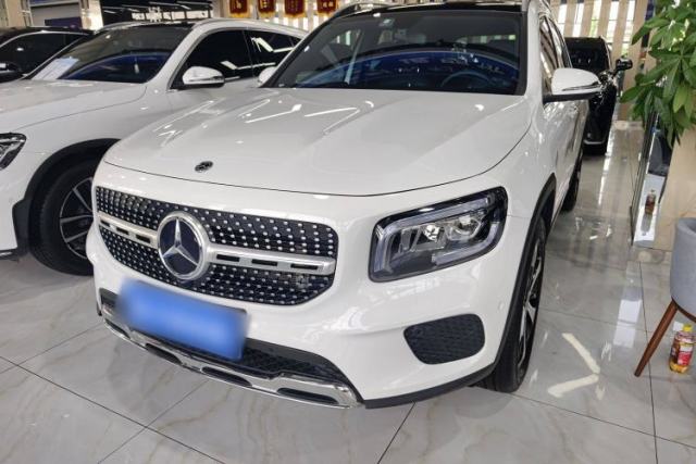 Ojetý Mercedes-Benz GLB 2022 GLB 220 Fashion Model