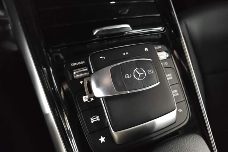 Used Mercedes-Benz GLB 2022 Second Facelift GLB 200 Fashion Edition Vehicle Key