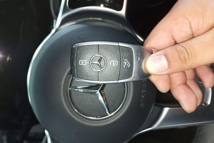 Used Mercedes-Benz GLB 2022 GLB 220 Fashion Model Vehicle Key