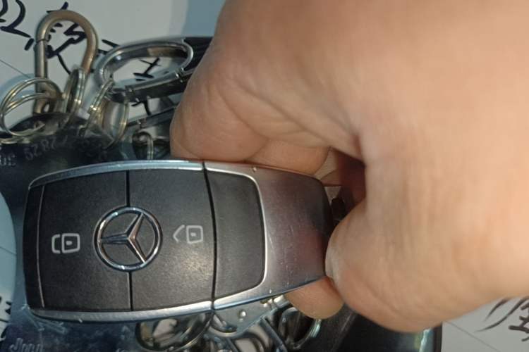 Used Mercedes-Benz GLB 2022 Second Facelift GLB 200 Fashion Edition Vehicle Key