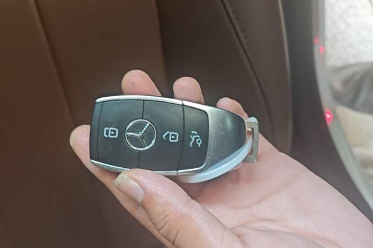 Used Mercedes-Benz GLB 2022 Refresh GLB 200 Dynamic Edition Vehicle Key