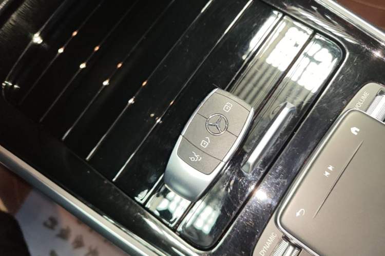 Used Mercedes-Benz GLB 2022 GLB 220 Fashion Model Vehicle Key