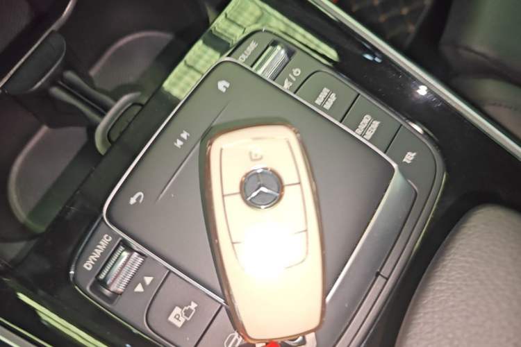 Used Mercedes-Benz GLB 2022 GLB 200 Dynamic Edition Vehicle Key