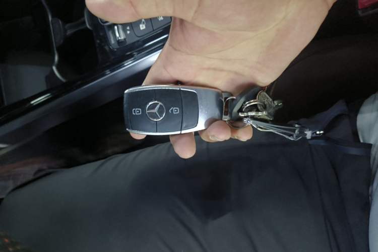 Used Mercedes-Benz GLB 2022 Second Facelift GLB 200 Fashion Edition Vehicle Key