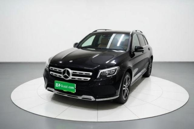 Ojetý Mercedes-Benz GLB 2023 GLB 200 Dynamic Edition
