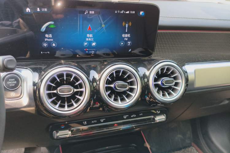 Used Mercedes-Benz GLB 2023 GLB 220 Sport Edition Audio And AC Panel