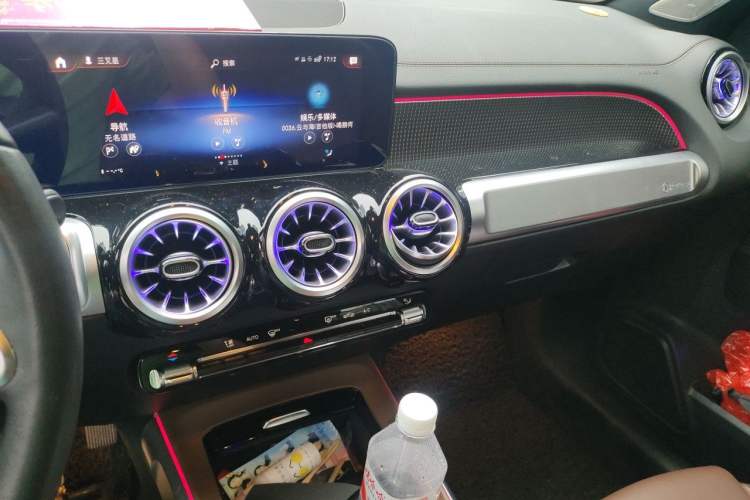 Used Mercedes-Benz GLB 2023 GLB 220 Fashion Model Audio And AC Panel