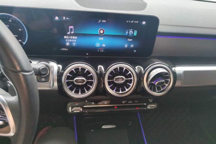 Used Mercedes-Benz GLB 2023 GLB 200 Fashion Model Audio And AC Panel