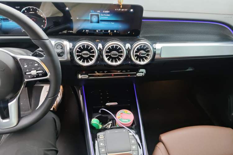 Used Mercedes-Benz GLB 2023 GLB 220 Fashion Model Audio And AC Panel