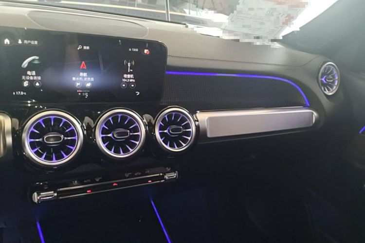Used Mercedes-Benz GLB 2023 GLB 220 Sport Edition Audio And AC Panel