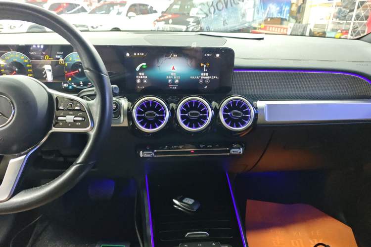 Used Mercedes-Benz GLB 2023 GLB 220 Fashion Model Audio And AC Panel