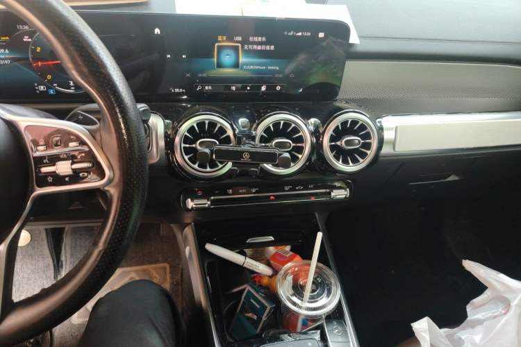 Used Mercedes-Benz GLB 2023 GLB 200 Fashion Model Audio And AC Panel