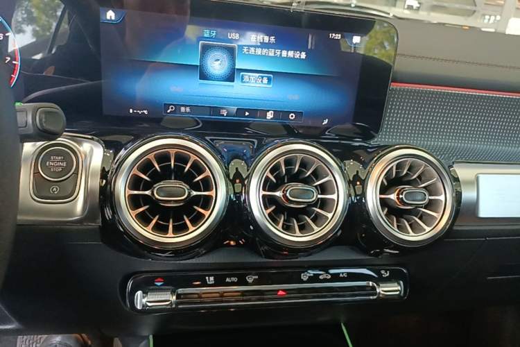 Used Mercedes-Benz GLB 2023 GLB 220 Fashion Model Audio And AC Panel