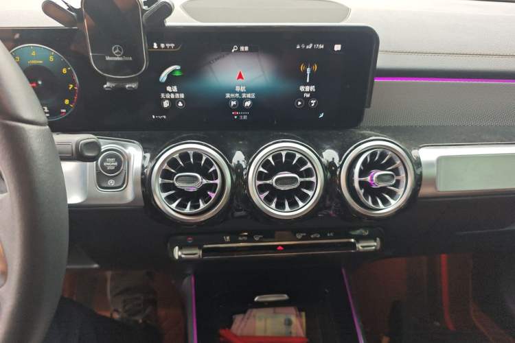 Used Mercedes-Benz GLB 2023 GLB 200 Fashion Model Audio And AC Panel