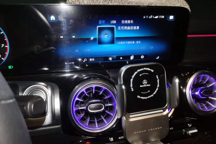 Used Mercedes-Benz GLB 2023 GLB 220 4MATIC Audio And AC Panel